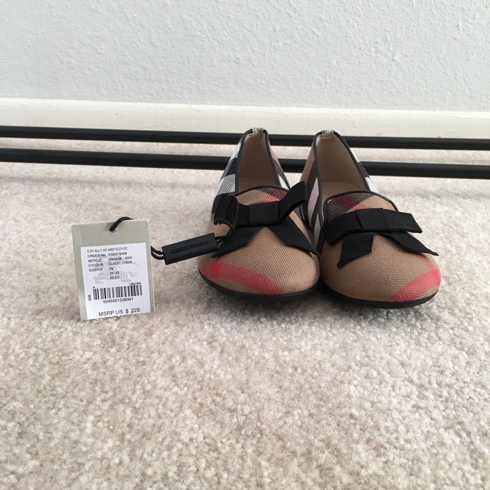 Burberry House Check Ally Ballet size 29/11 US